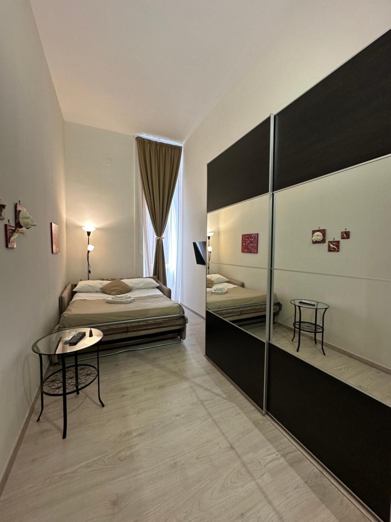 Stay Soft Apartment - Centro Storico Napoli Exterior photo