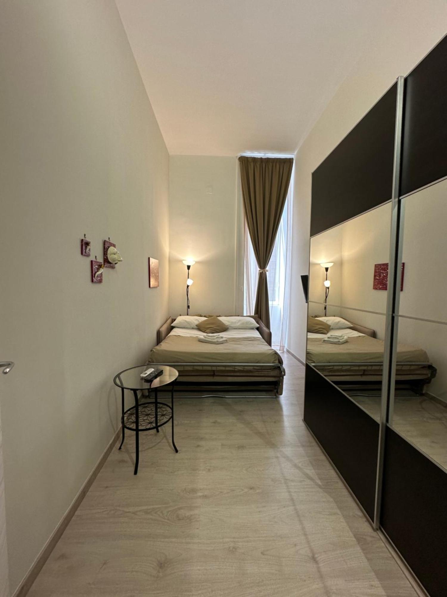 Stay Soft Apartment - Centro Storico Napoli Exterior photo