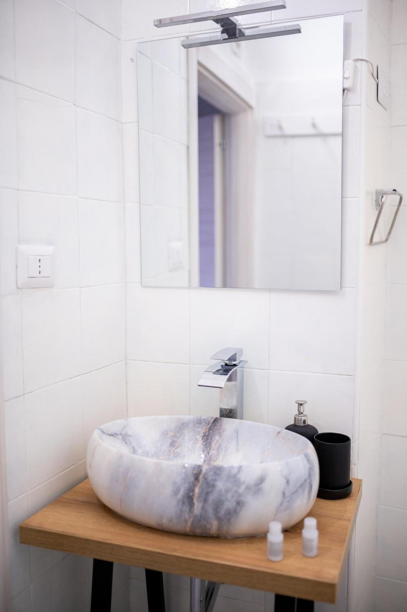 Stay Soft Apartment - Centro Storico Napoli Exterior photo